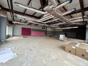 1395 E Henri De Tonti Blvd, Springdale, AR to rent Building Photo- Image 2 of 6