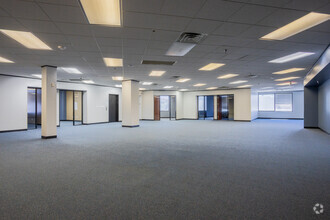 10600 Corporate Dr, Stafford, TX for rent Interior Photo- Image 1 of 4