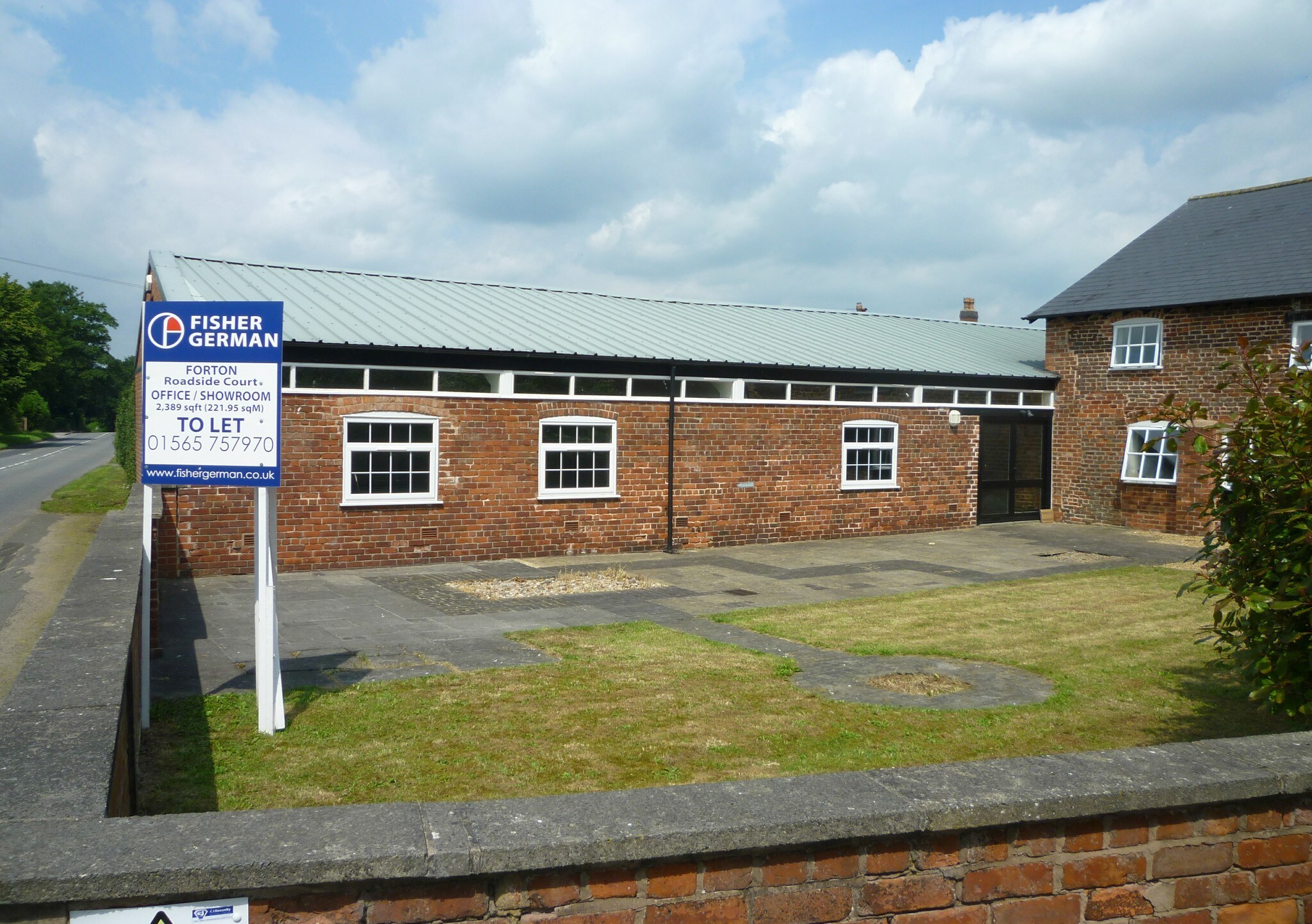 Alderley Rd, Macclesfield for sale Primary Photo- Image 1 of 1