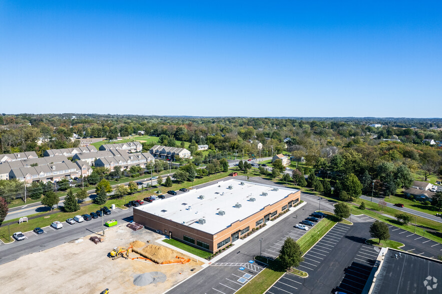 2300 Campus Ln, East Norriton, PA for rent - Aerial - Image 3 of 4