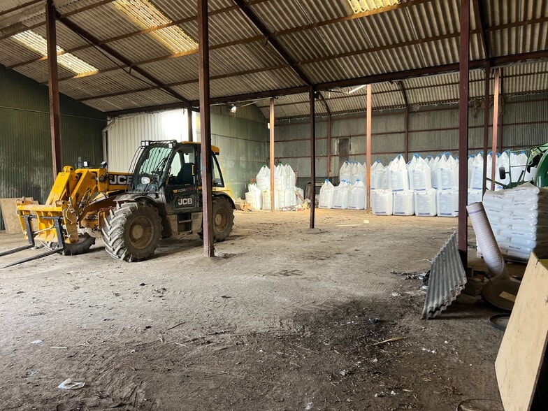 Devil's Dyke Rd, Hove to rent - Interior Photo - Image 3 of 4