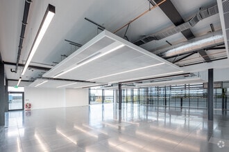 217 Bath Rd, Slough to rent Interior Photo- Image 2 of 5