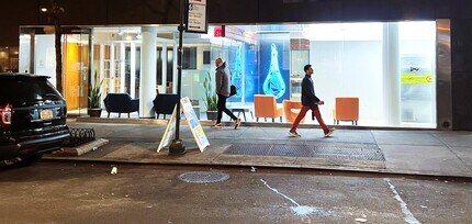 144 E 44th St, New York, NY to rent Building Photo- Image 2 of 8