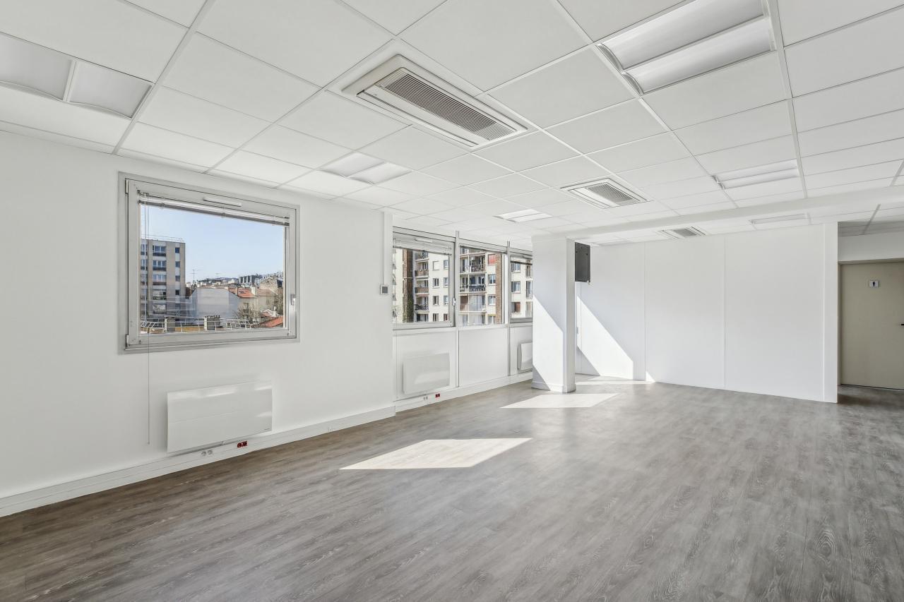 52-54 Rue De La Belle Feuille, Boulogne-Billancourt to rent Interior Photo- Image 1 of 23