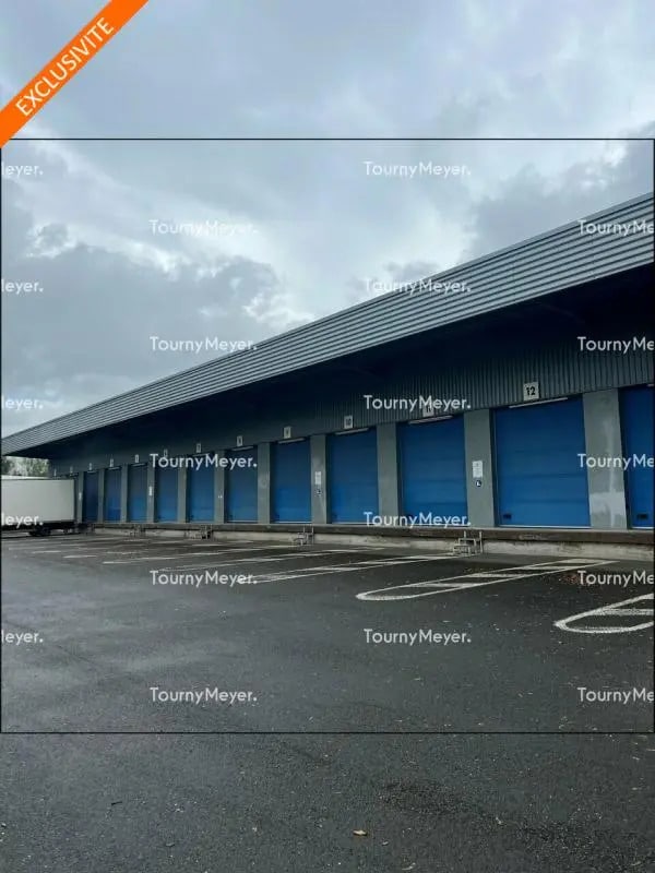 Vente Entrepôt 1 196 m² - Photo 1