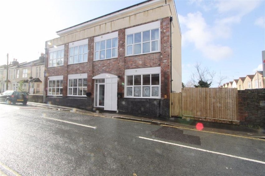 104-108 Belle Vue Rd, Bristol for sale - Primary Photo - Image 1 of 1