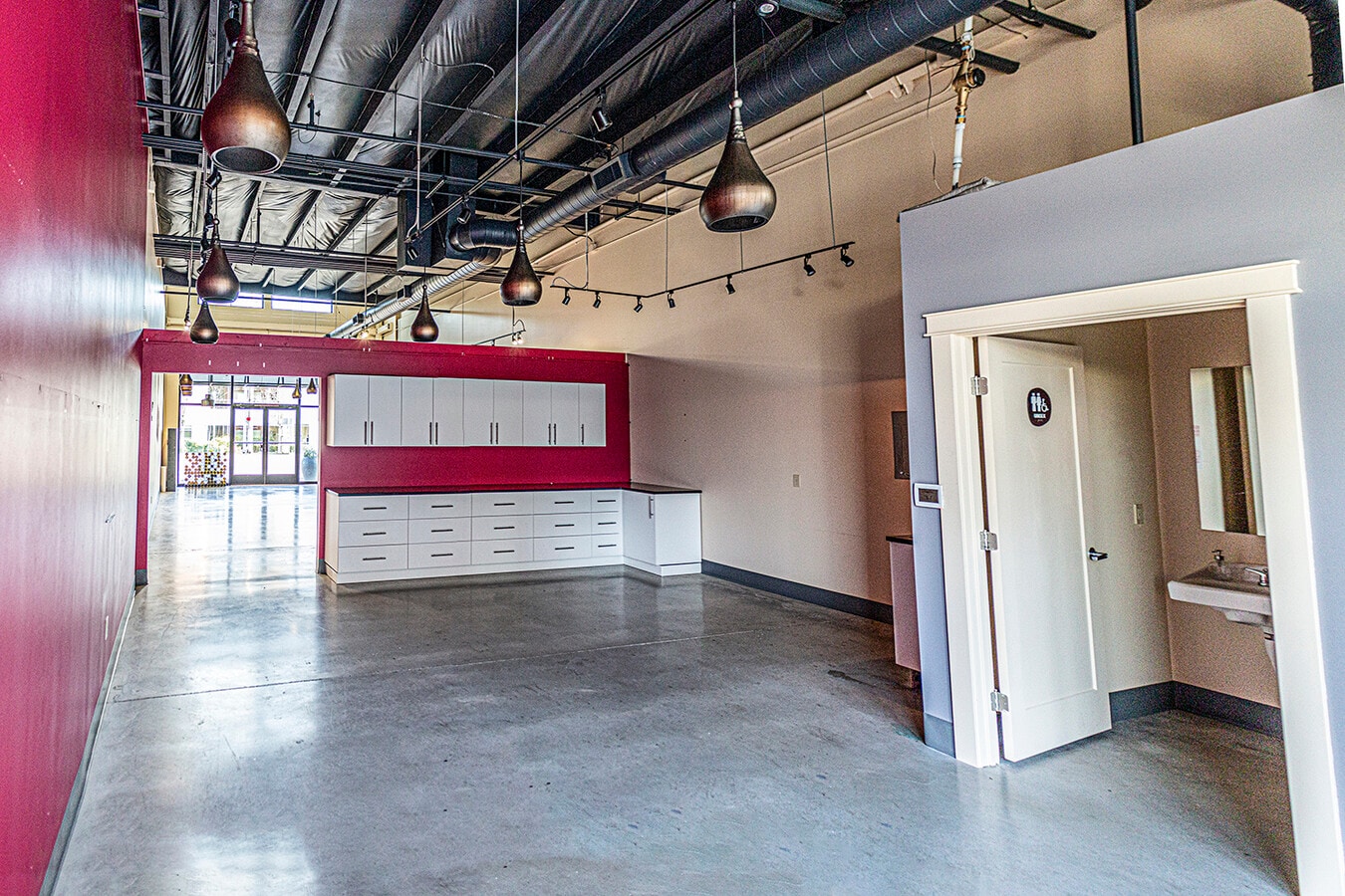 18041 SW Lower Boones Ferry Rd E, Portland 97224 Eddyline at