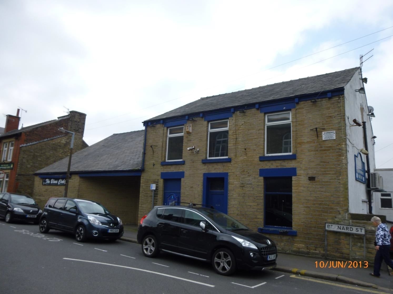 13 Bernard St, Glossop for sale Primary Photo- Image 1 of 1