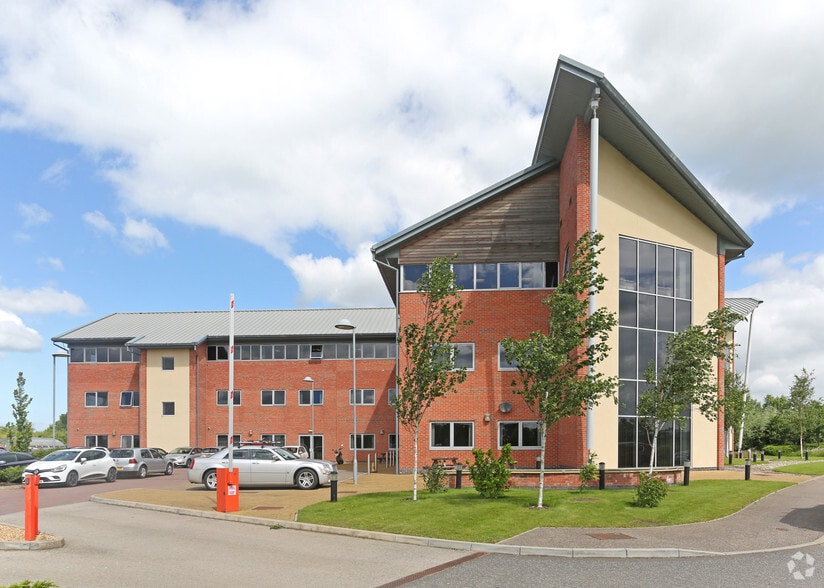 Leicester Rd, Market Harborough to rent - Building Photo - Image 3 of 8