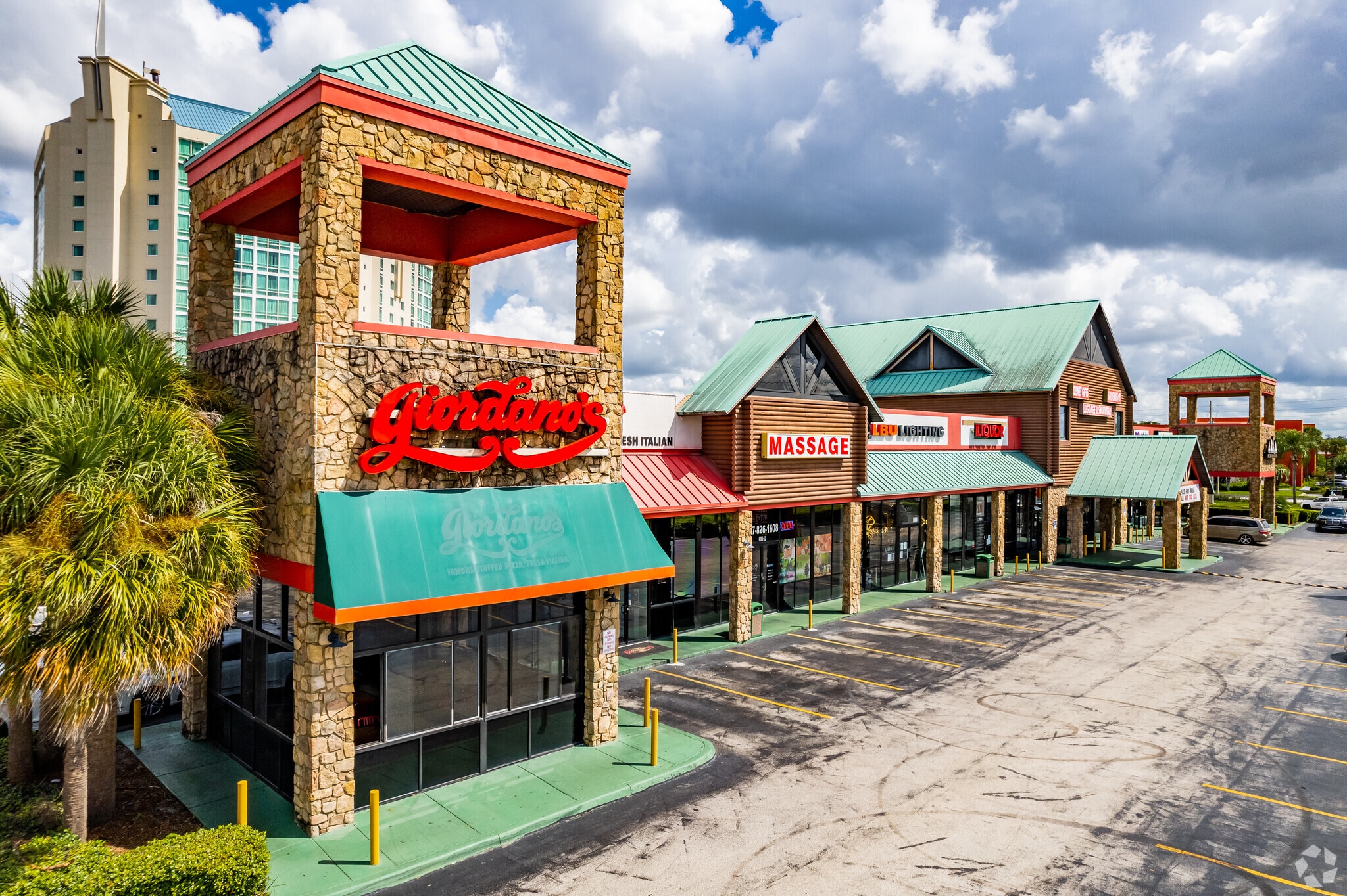 6203 W Sand Lake Rd, Orlando, FL to rent Primary Photo- Image 1 of 6