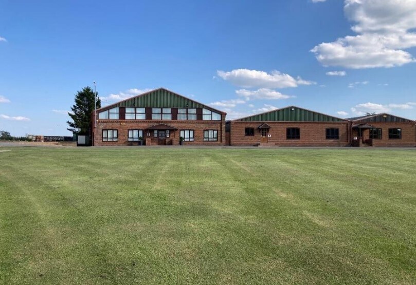 Station Rd, Milton Keynes for sale Primary Photo- Image 1 of 1