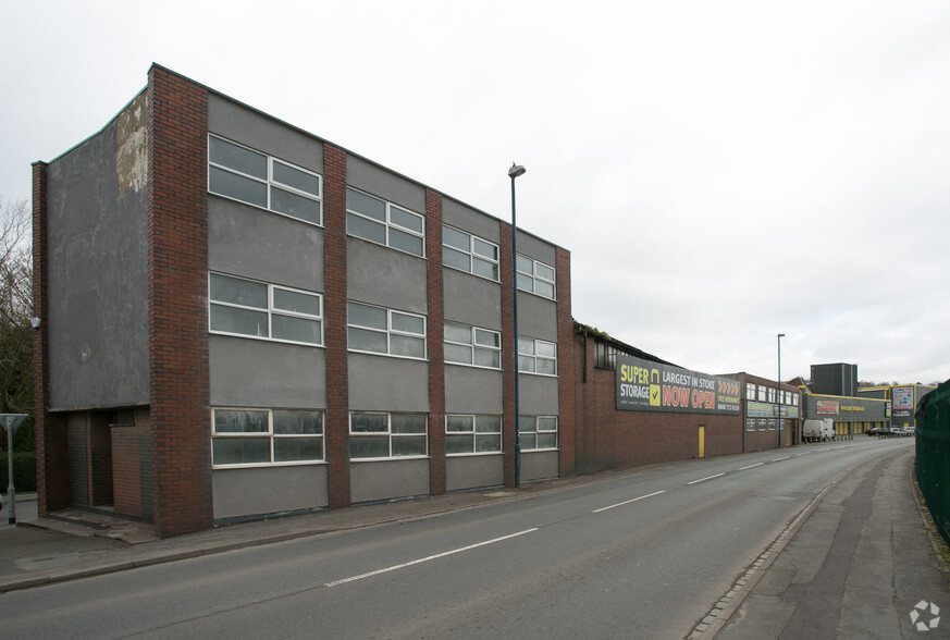 Leek New Rd, Stoke On Trent for rent - Building Photo - Image 2 of 2