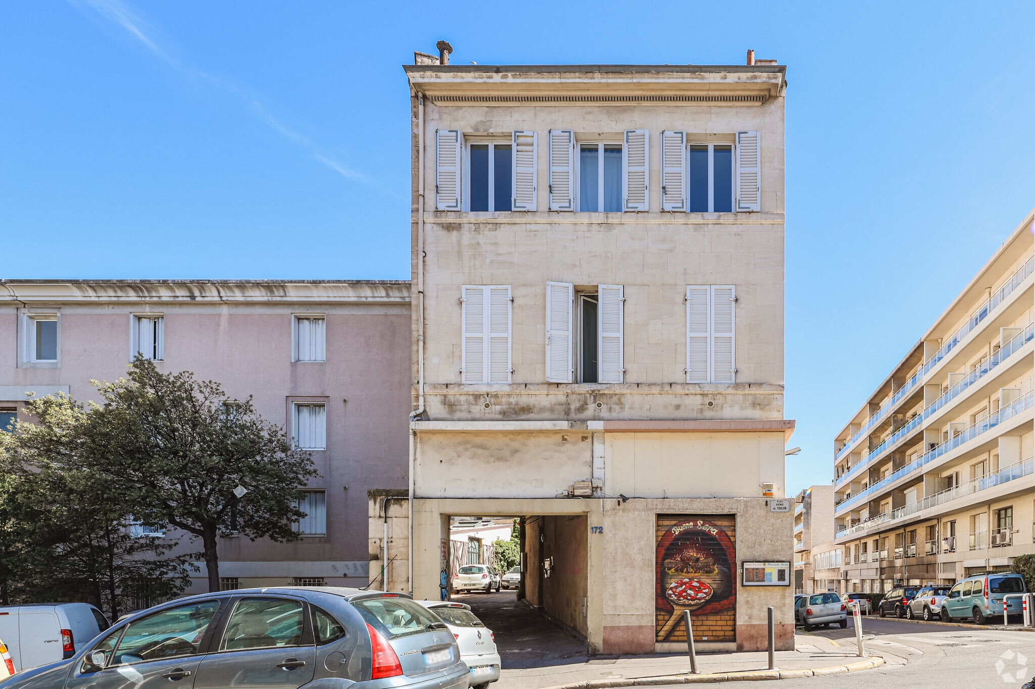 Build-to-Rent in Marseille for sale Primary Photo- Image 1 of 3
