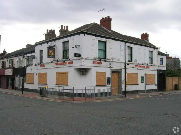 198-208 Freeman St, Grimsby to rent - Primary Photo - Image 1 of 3