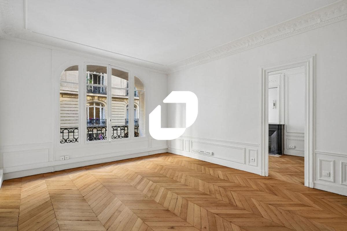 Build-to-Rent in Paris for sale Interior Photo- Image 1 of 15