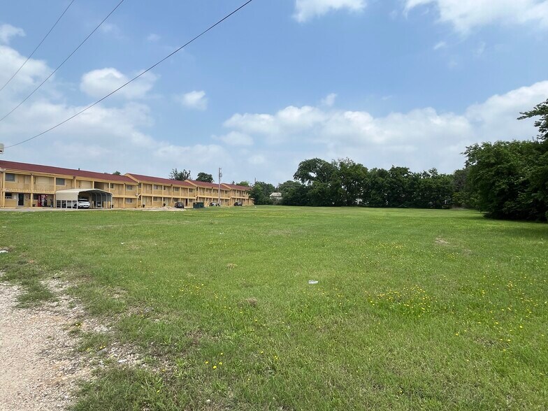 801 E Veterans Memorial Blvd, Killeen, TX for sale - Building Photo - Image 3 of 6