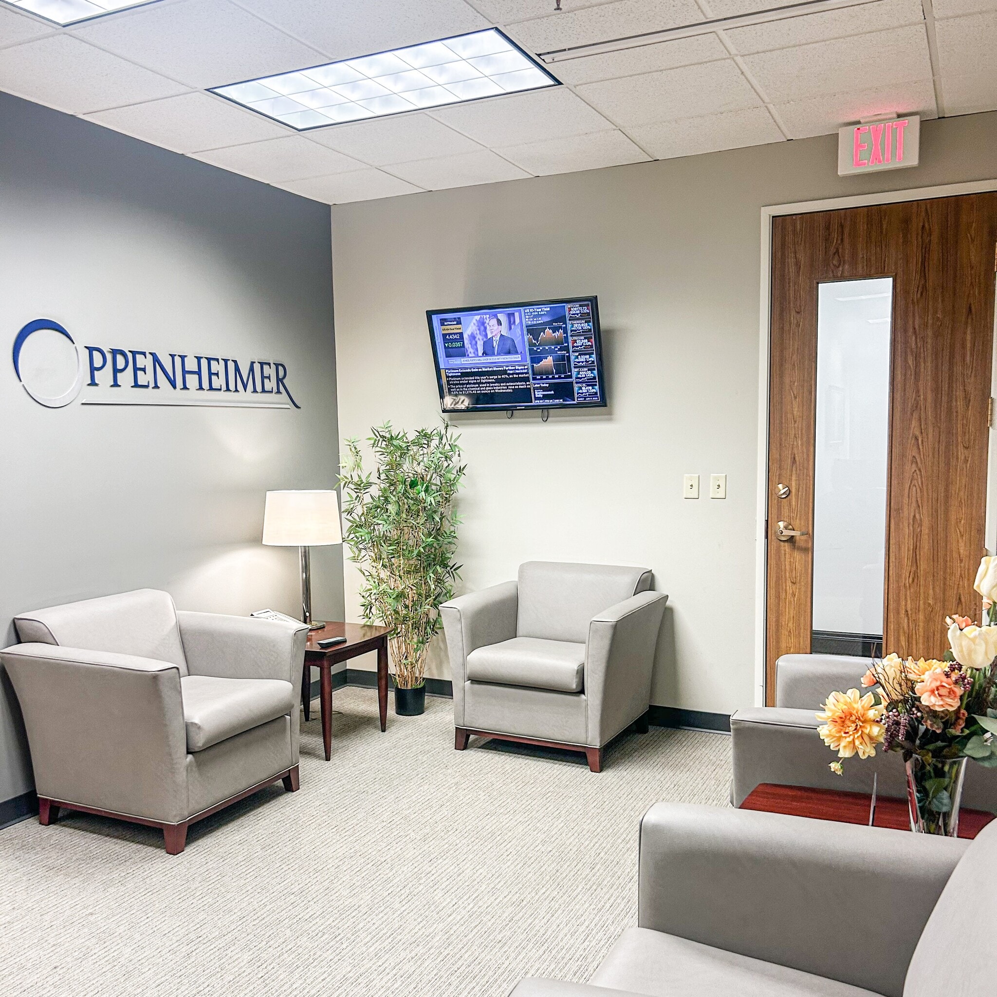 2790 Mosside Blvd, Monroeville, PA to rent Building Photo- Image 1 of 7