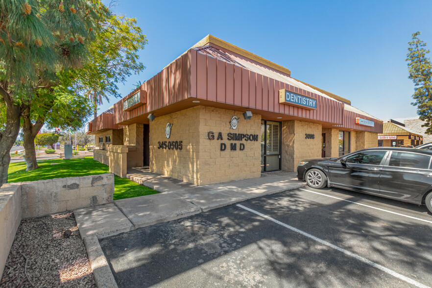 3008 N Dobson Rd, Chandler, AZ for rent - Building Photo - Image 1 of 10