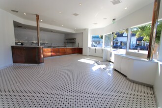 12265 Ventura Blvd, Studio City, CA for rent Interior Photo- Image 2 of 6