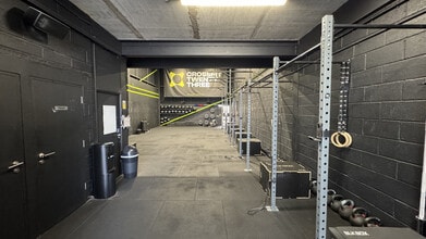 70 Malham Rd, London to rent Interior Photo- Image 2 of 7