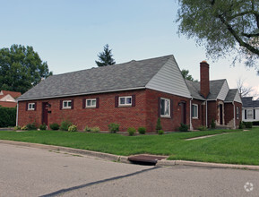 301-303 E Stroop Rd, Dayton, OH for sale Primary Photo- Image 1 of 1