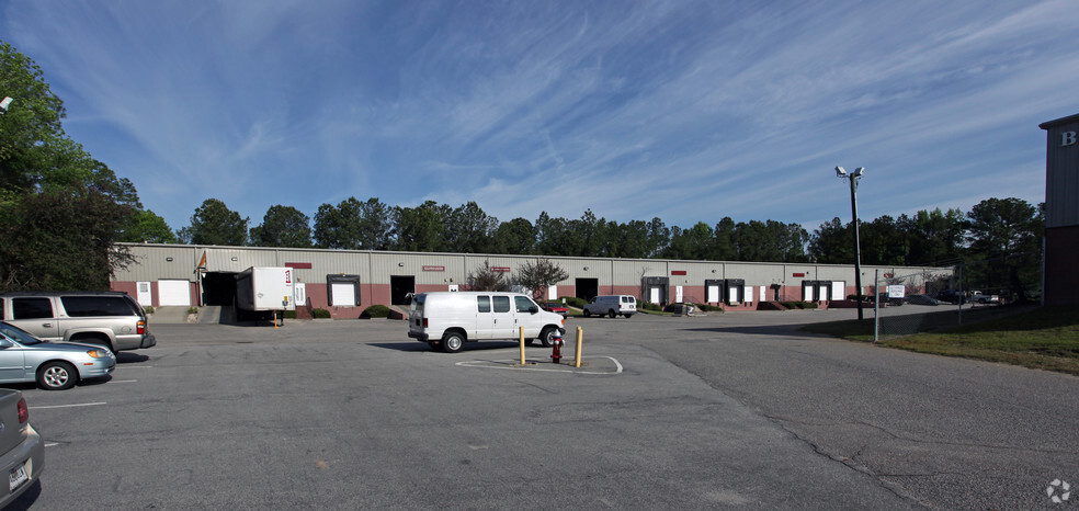 111 Corporate Ln, Columbia, SC for rent - Building Photo - Image 2 of 2