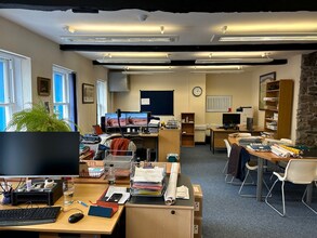 12-12A Market Pl, Cockermouth to rent Interior Photo- Image 2 of 6