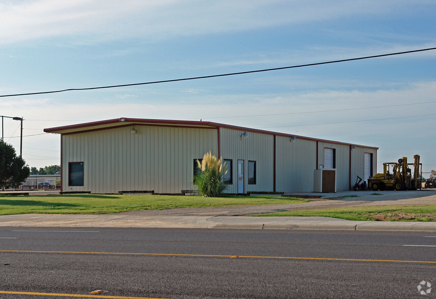 7931 19th St, Lubbock, TX for sale - Primary Photo - Image 1 of 41