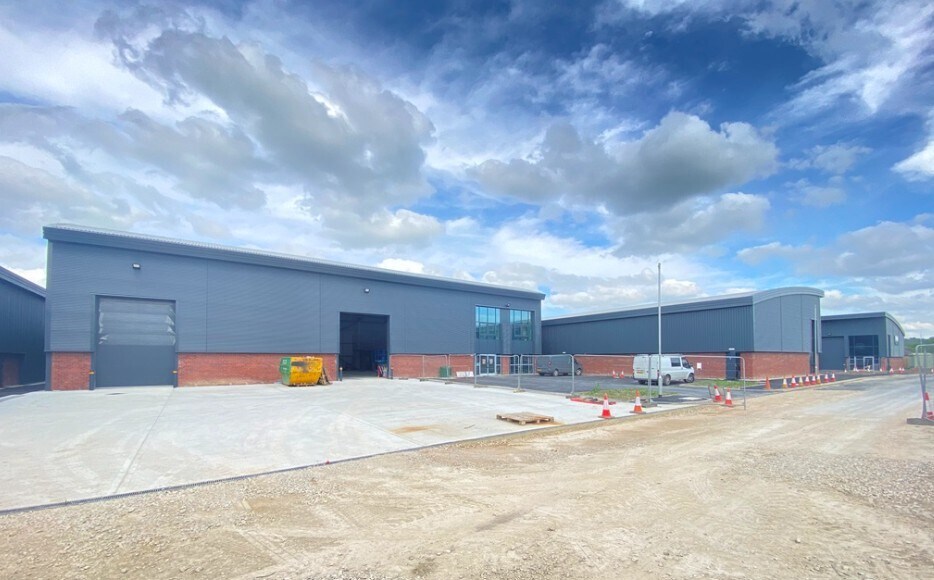 3 Barlborough, Chesterfield for sale - Primary Photo - Image 1 of 1