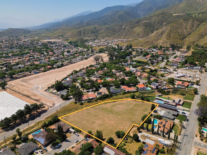 ±1.79 Acres | Residential Zoned Land, San Bernardino, CA for sale - Aerial - Image 3 of 5