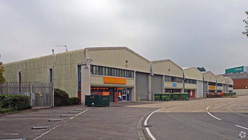 1-6 Nimrod Way, Reading for sale - Primary Photo - Image 1 of 1