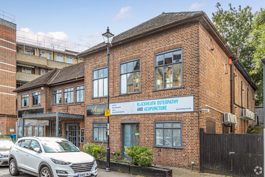 1 Lawn Ter, London for sale - Primary Photo - Image 1 of 1