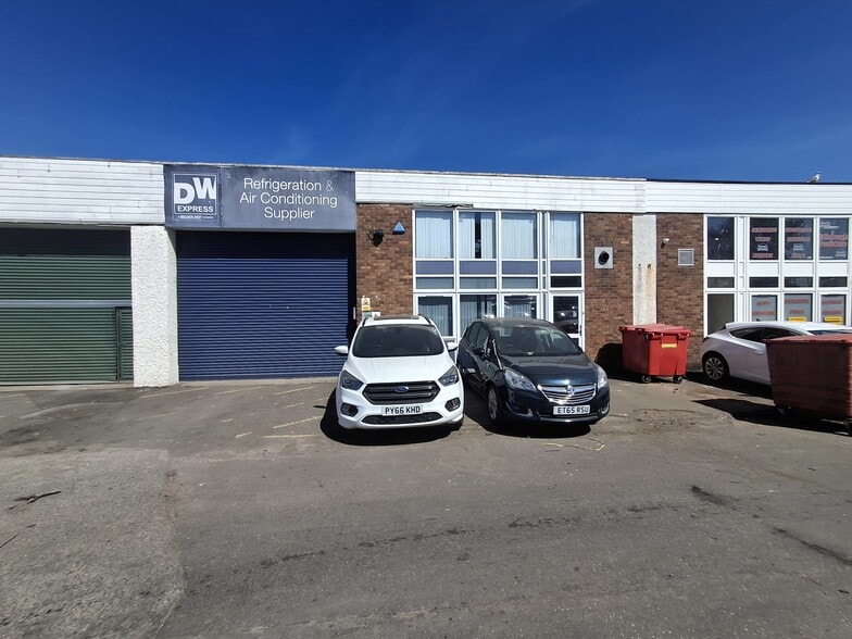 Liggat Syke Pl, Broxburn to rent - Building Photo - Image 2 of 8