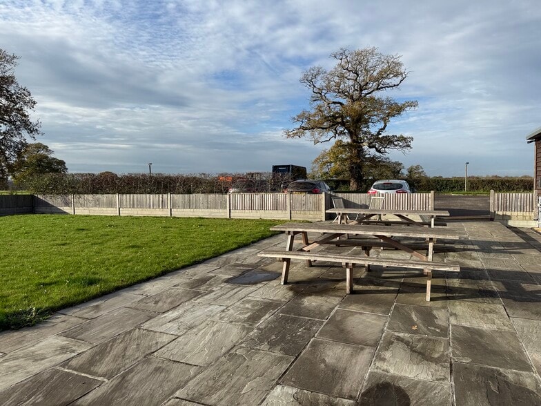 Unit 17 Danworth Farm, Cuckfield Rd, Hurstpierpoint to rent - Other - Image 3 of 3