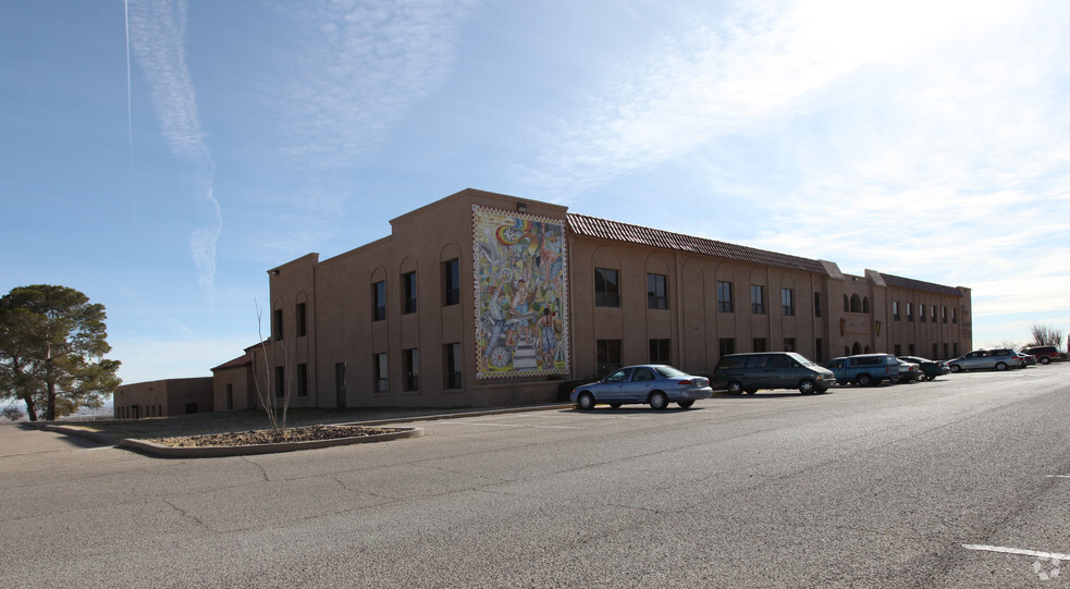 7000 Alabama St, El Paso, TX for rent - Building Photo - Image 2 of 9