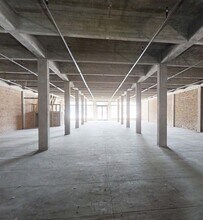 723 Grand Ave, Phoenix, AZ for sale Interior Photo- Image 2 of 5