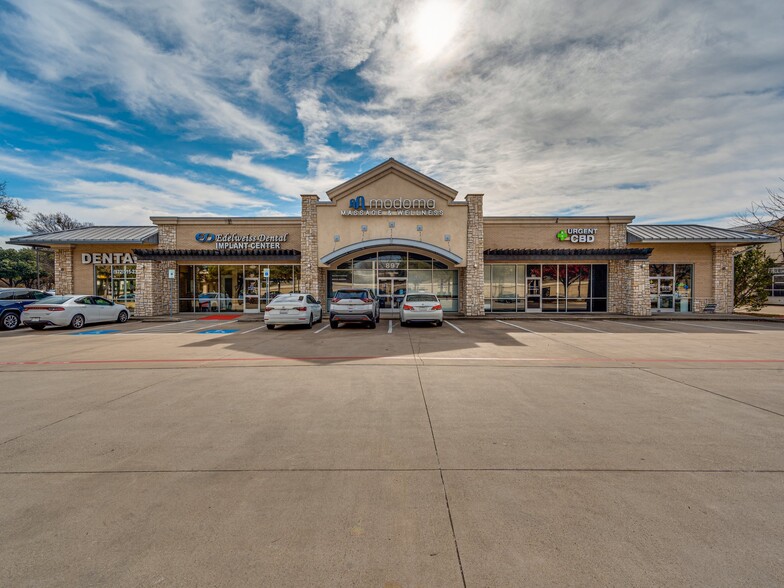 897 N MacArthur Blvd, Coppell, TX for rent - Building Photo - Image 1 of 26