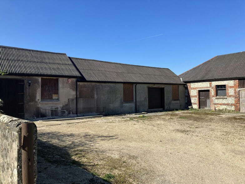 West Farm, Micheldever to rent - Building Photo - Image 1 of 7