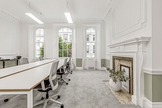 41 Devonshire St, London to rent Interior Photo- Image 1 of 9