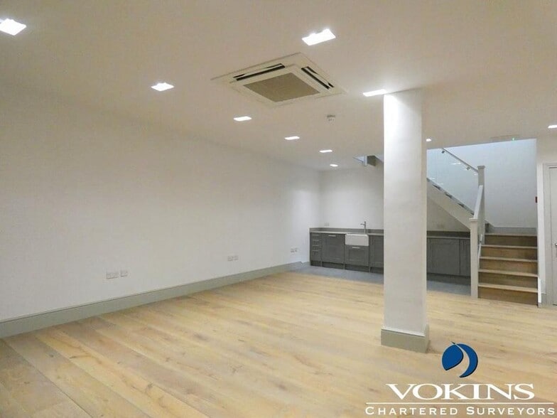 36 Rosedale Rd, Richmond for sale - Building Photo - Image 3 of 12