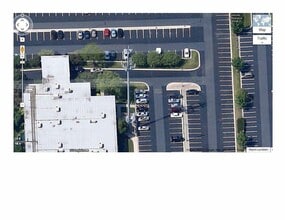 800 W 5th Ave, Naperville, IL to rent Interior Photo- Image 1 of 12