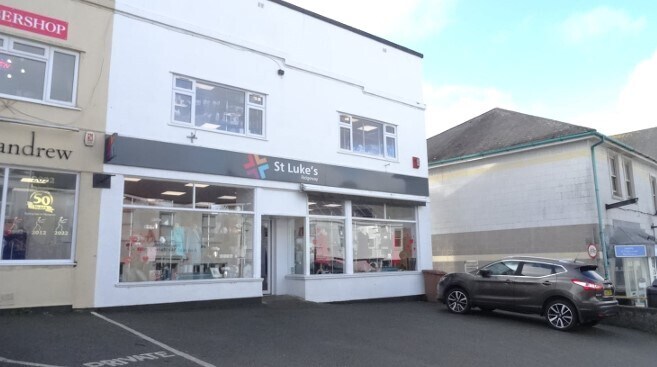 90 Ridgeway, Plymouth to rent - Primary Photo - Image 1 of 2