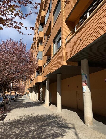 Calle Elisa Piqueras Lozano, Albacete, Albacete for sale - Building Photo - Image 3 of 5