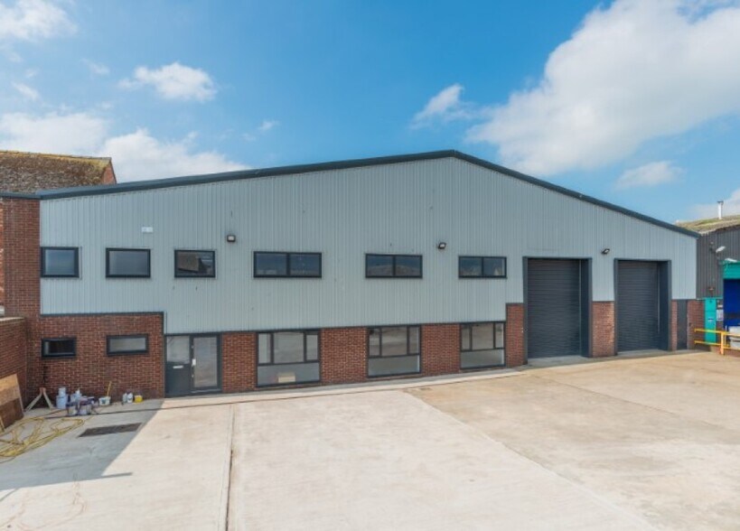 Madleaze Rd, Gloucester for sale - Building Photo - Image 1 of 1