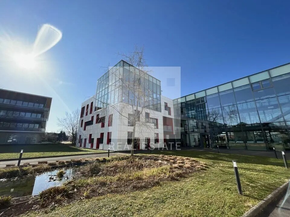 Office in Dardilly to rent Building Photo- Image 1 of 15