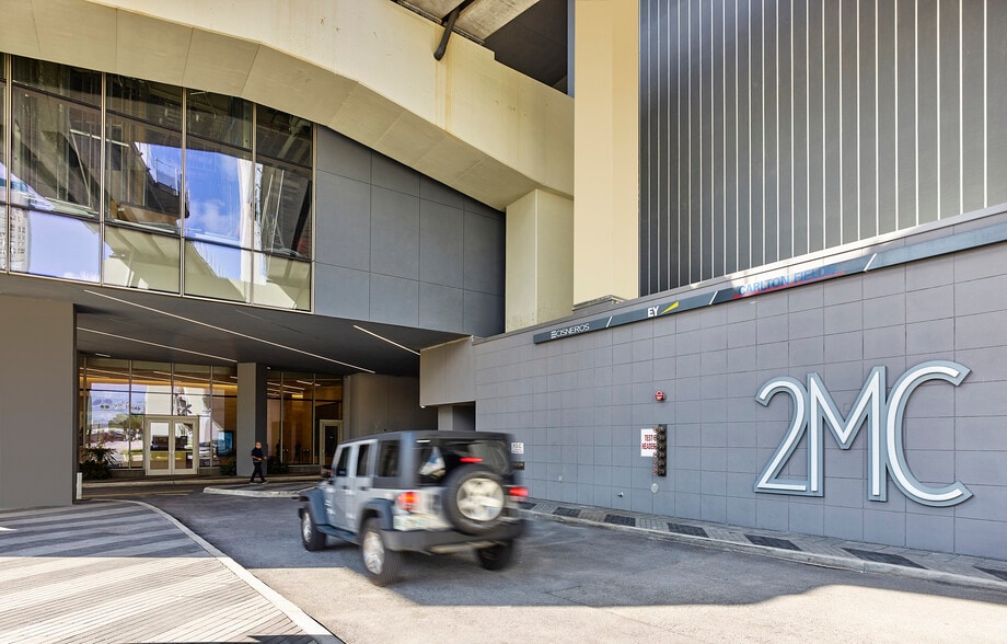 161 NW 6th St, Miami, FL to rent - Building Photo - Image 2 of 16