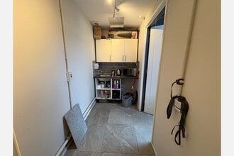 11 Market St, Bangor to rent Interior Photo- Image 2 of 3