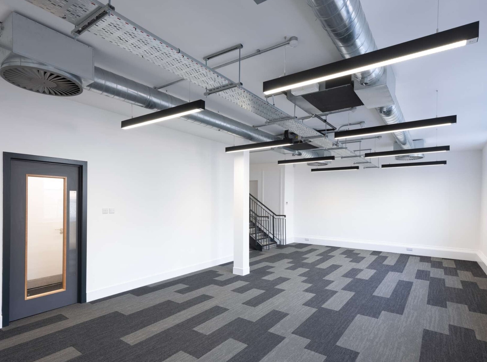 32 York Pl, Edinburgh to rent Interior Photo- Image 1 of 1