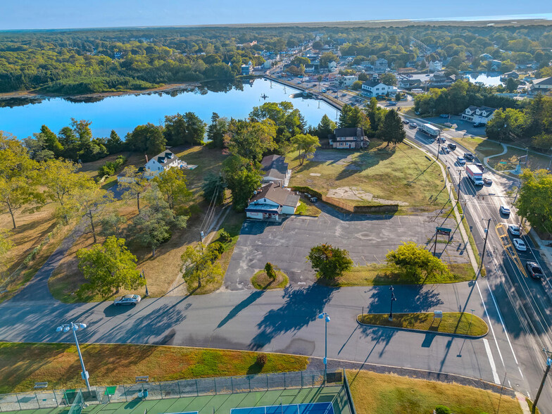 111 Lakeside Dr, Tuckerton, NJ for sale - Building Photo - Image 2 of 32