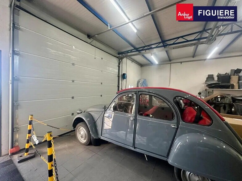 3130 Route Du Puy Sainte-Réparade, Aix-en-Provence to rent - Interior Photo - Image 2 of 13